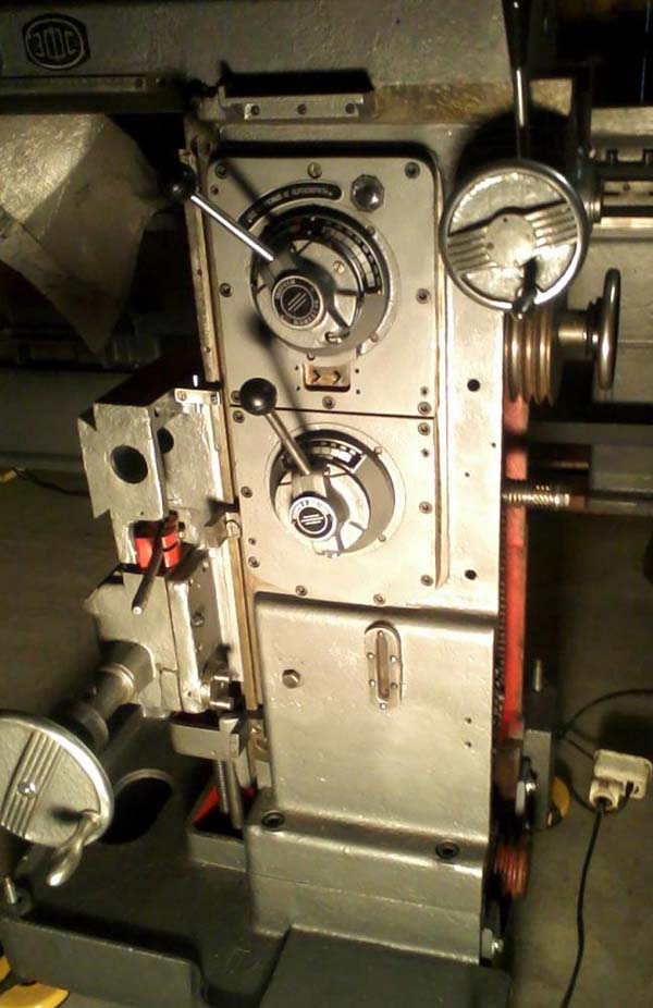 Фото фрезерного верстата 679